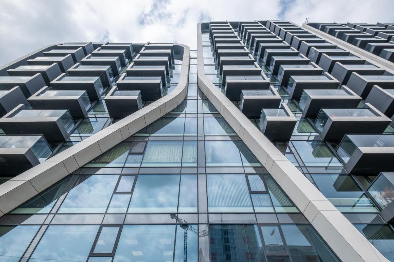 Arcadia Apartment, Park And Parking